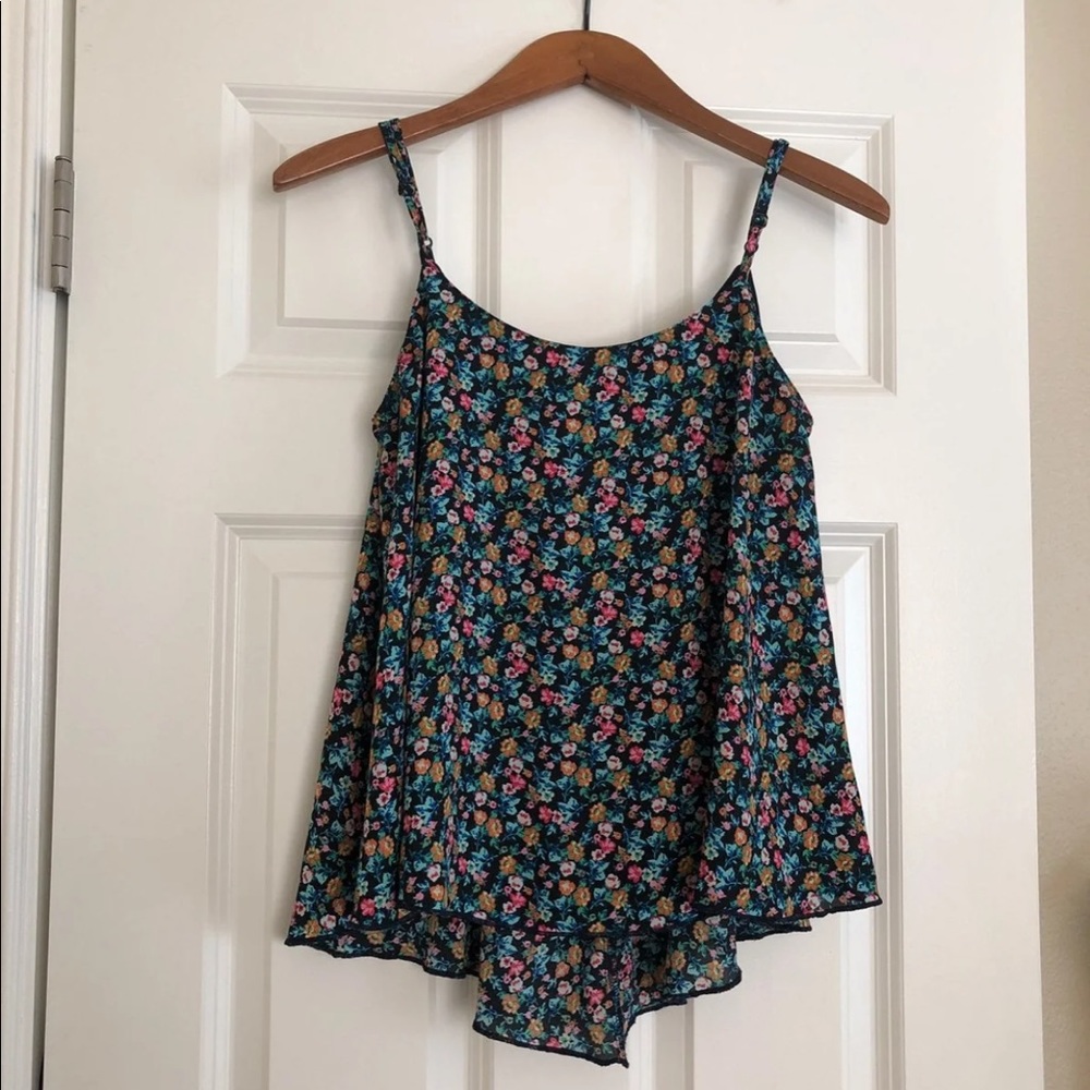 Nordstrom mimi chica floral tank top size m